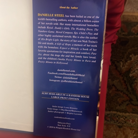 FIRST EDITION Danielle Steel All that glitters - Picture 4 of 6